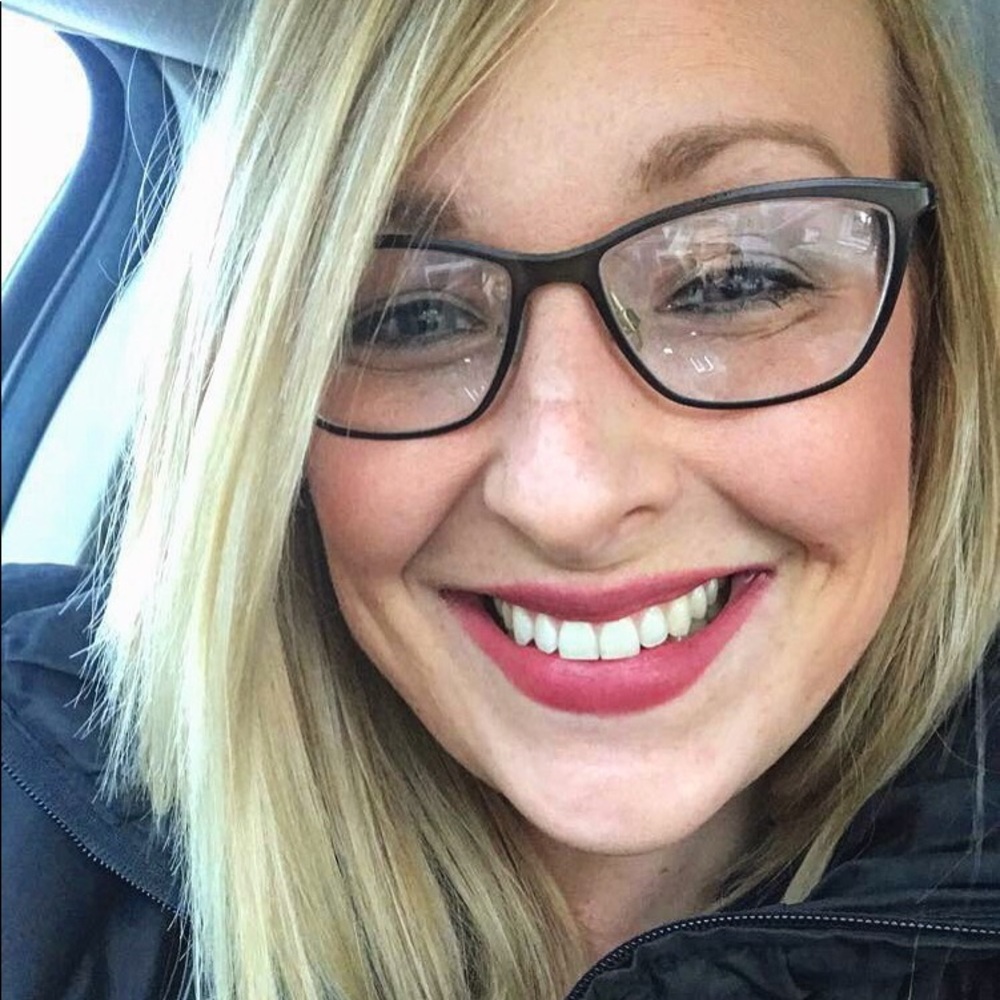 Meet your Posher, Chelsie